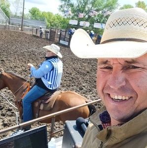 Meet your Posher, Robert